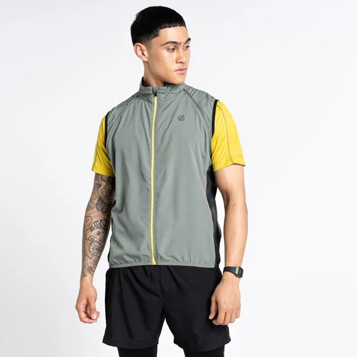 Dare 2b Lightweight Jackets Oxidate Lightweight Windshell Jacket Agave Green Black 8211 Men
