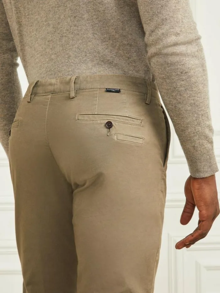 Men GUESS Pants and Shorts Eco Hugh Easy Chino Pant Green Canteen