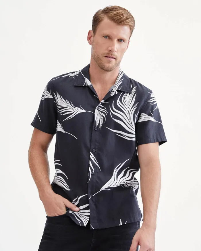 Shirts Men 7 For All Mankind Short Sleeve Camp Collar Shirt In Black 038 White Shirts Men 7 For All Mankind Short Sleeve Camp Collar Shirt In Black 038 White