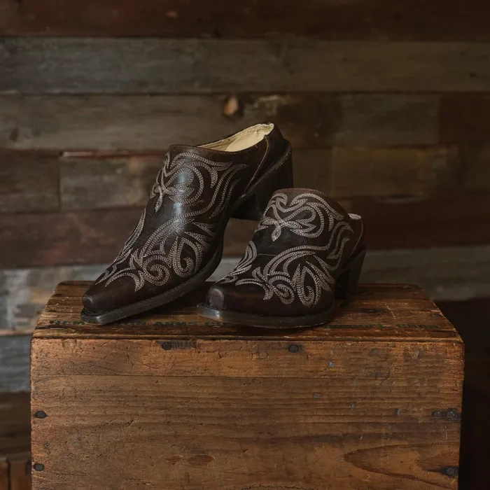 Stetson Mules Women Adley Vintage Finished Leather Mules Brown