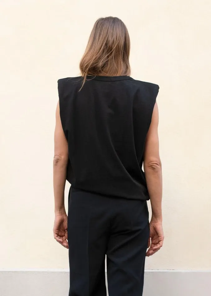 The Frankie Shop Eva Padded Shoulder Muscle TShirt 8211 Black Women Clothing