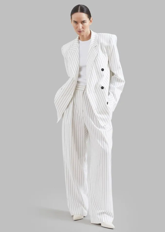 The Frankie Shop Fargo Oversized Padded Blazer 8211 White Women Suits