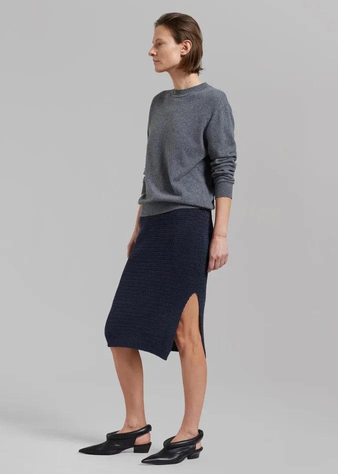The Frankie Shop Low Classic Side Slit Knit Skirt 8211 Navy Women Clothing