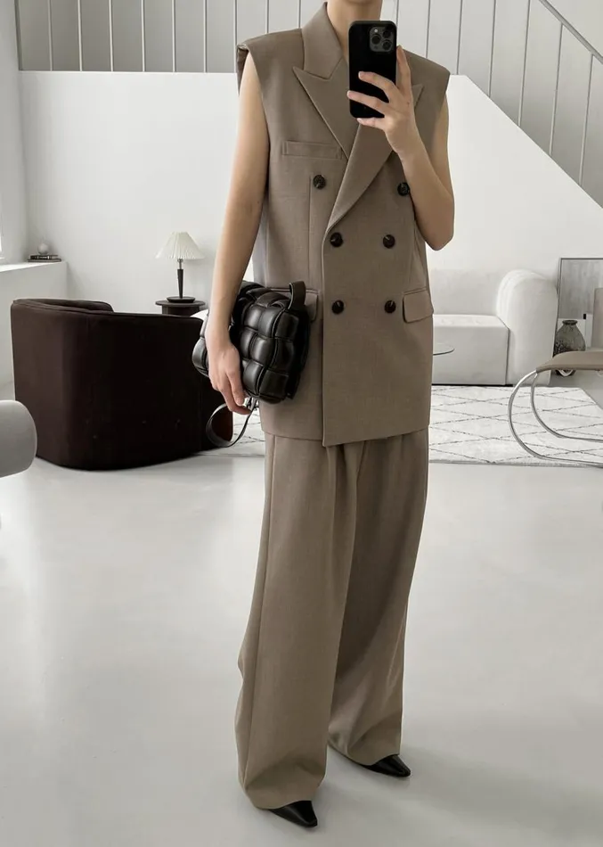 The Frankie Shop Luxor Double Breasted Vest 8211 Taupe Women Outerwear