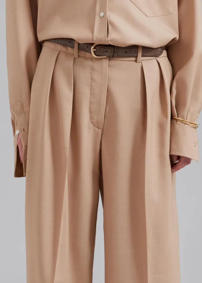The Frankie Shop Tansy Pleated Twill Trousers 8211 Camel Women Clothing