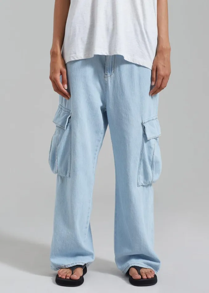 The Frankie Shop Tatum Cargo Jeans 8211 Light Wash Women Denim
