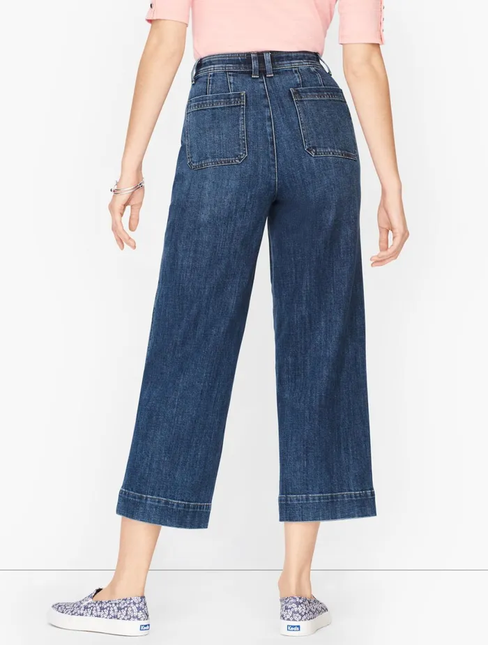 Women Curvy Fit Talbots Wide Leg Crop Jeans Fleet Wash