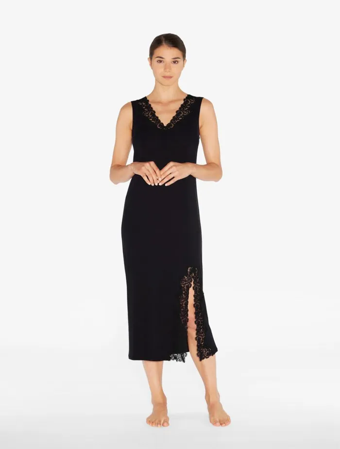 Women Pajamas La Perla Long Cashmere Blend Ribbed Nightgown In Onyx With Frastaglio